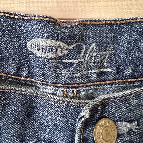 Old Navy Women's Flirt Jean Shorts Size 6
Summer Vacation Classic Casual Cute - Picture 3 of 7